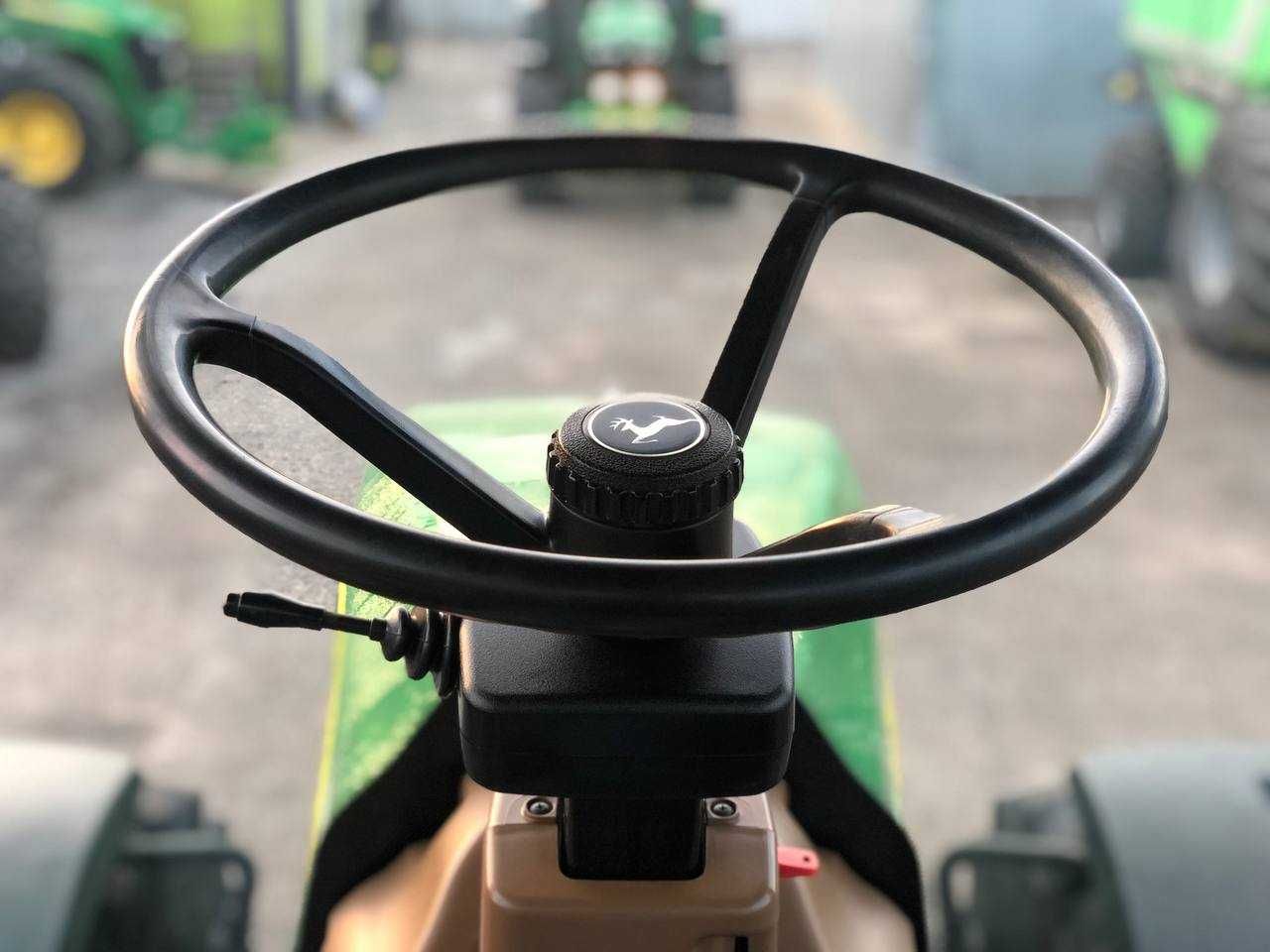 Трактор John Deere 8230 (2008)