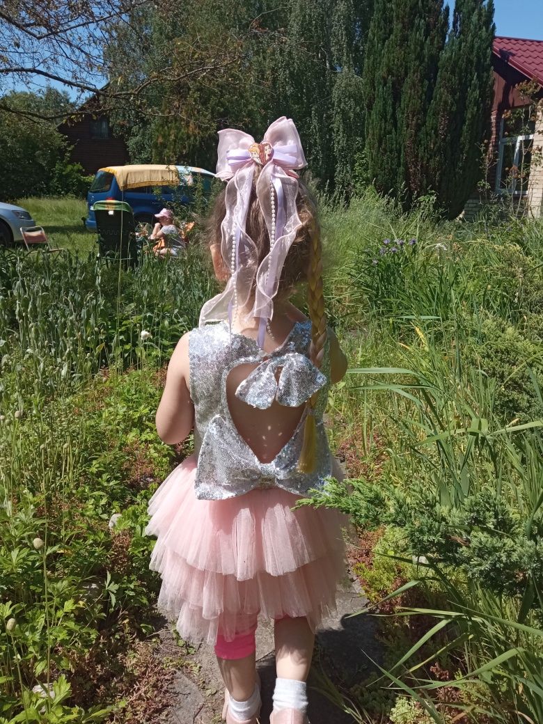 Платье нарядное фатин и блёстки для принцессы 110 см 3-4 года