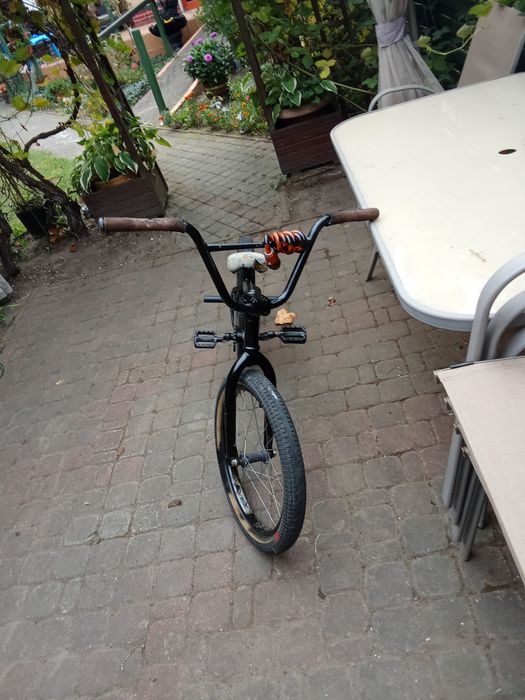 Sprzedam bmx czarny