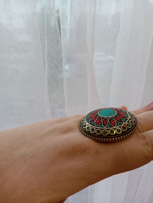 Перстень, каблучка. Натуральний камінь-бірюза, корали. Тібет, Непал.