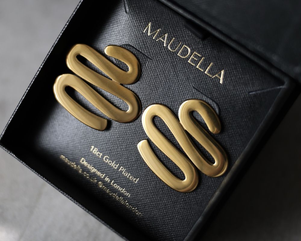 Maudella London 18K nowe pozłacane kolczyki premium w pudełku