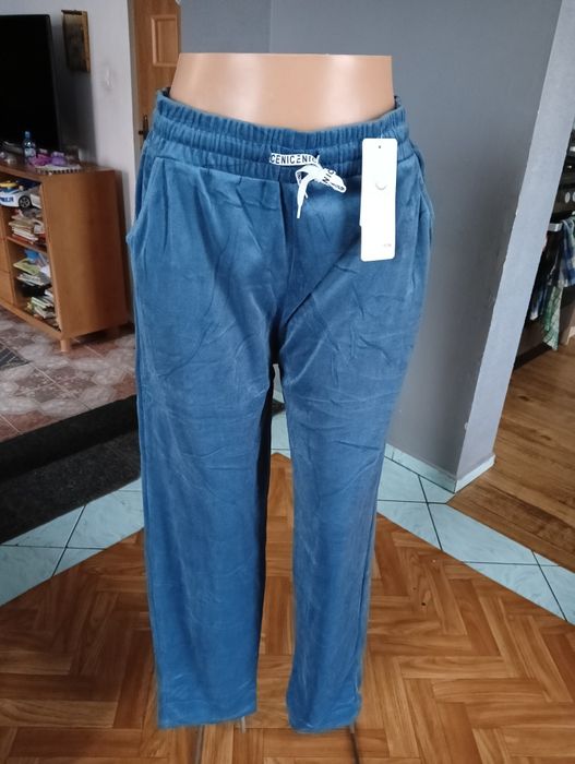 Spodnie welurowe bez sciagaczy