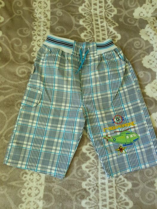 Krótkie spodenki 128