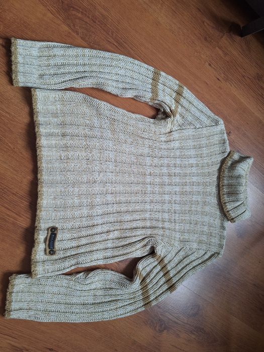 Ɓeżowy sweter golf damski