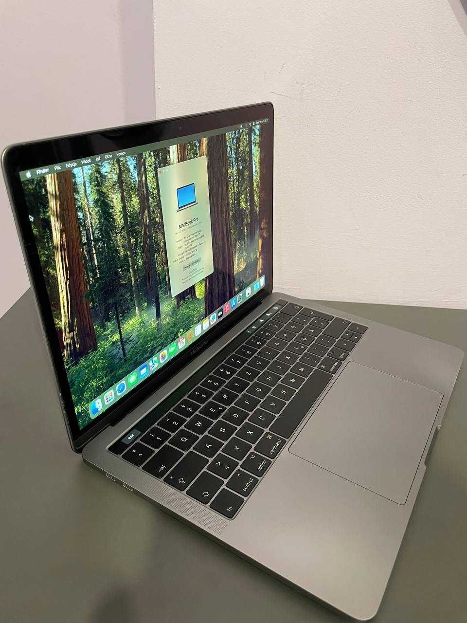 Apple MacBook Pro 13" A1706 i7-16GB RAM 256GB SSD