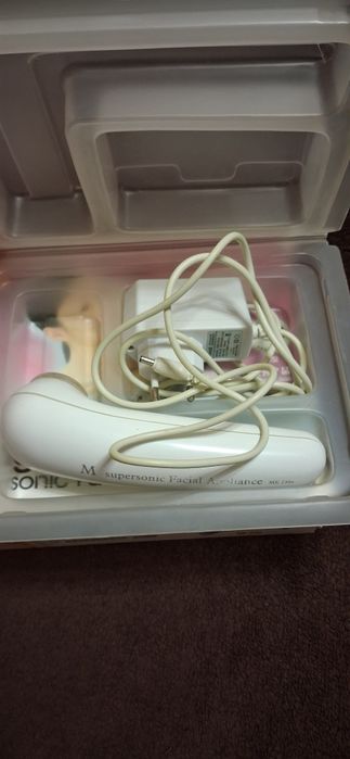 Массажёр для лица