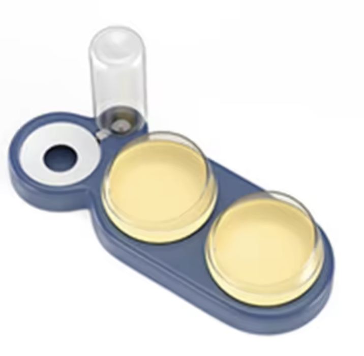 Нова кормушка для котів запакована