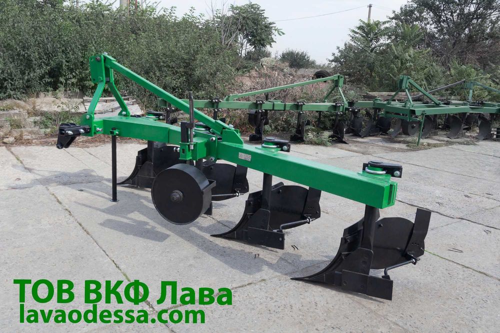 Плуг ПБЛ 4-40 А на високих круглих стійках(МТЗ 1221, 120-130 к.с.).