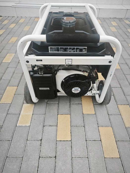 Бензиновий генератор Matari MX10000EA