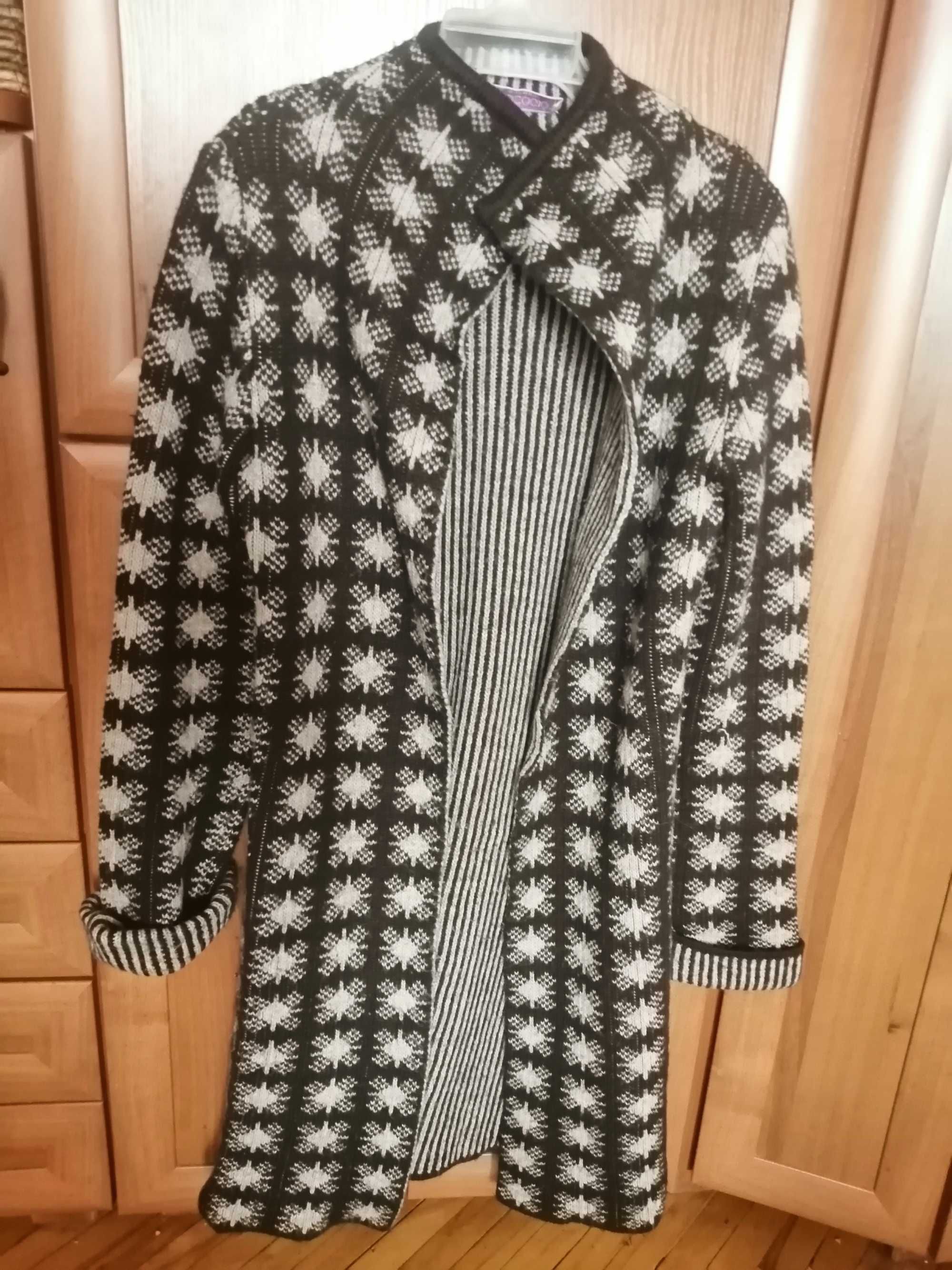 Sweter płaszczyk cardigan piękny wzór akryl wełna alpaka