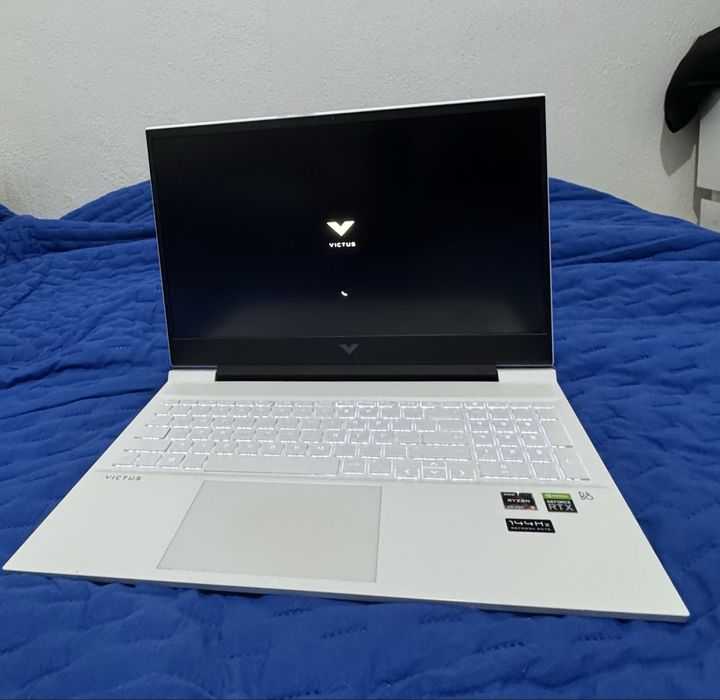 PC | Computador Portatil Branco, c/caixa, VICTUS By HP16.1’’ | RTX3060