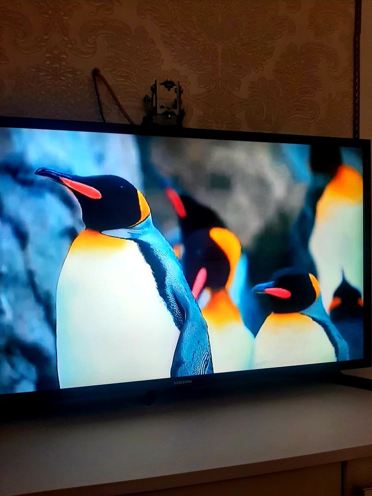 Тв SAMSUNG UE32J5200AK.Smart.WI-FI..2016р.