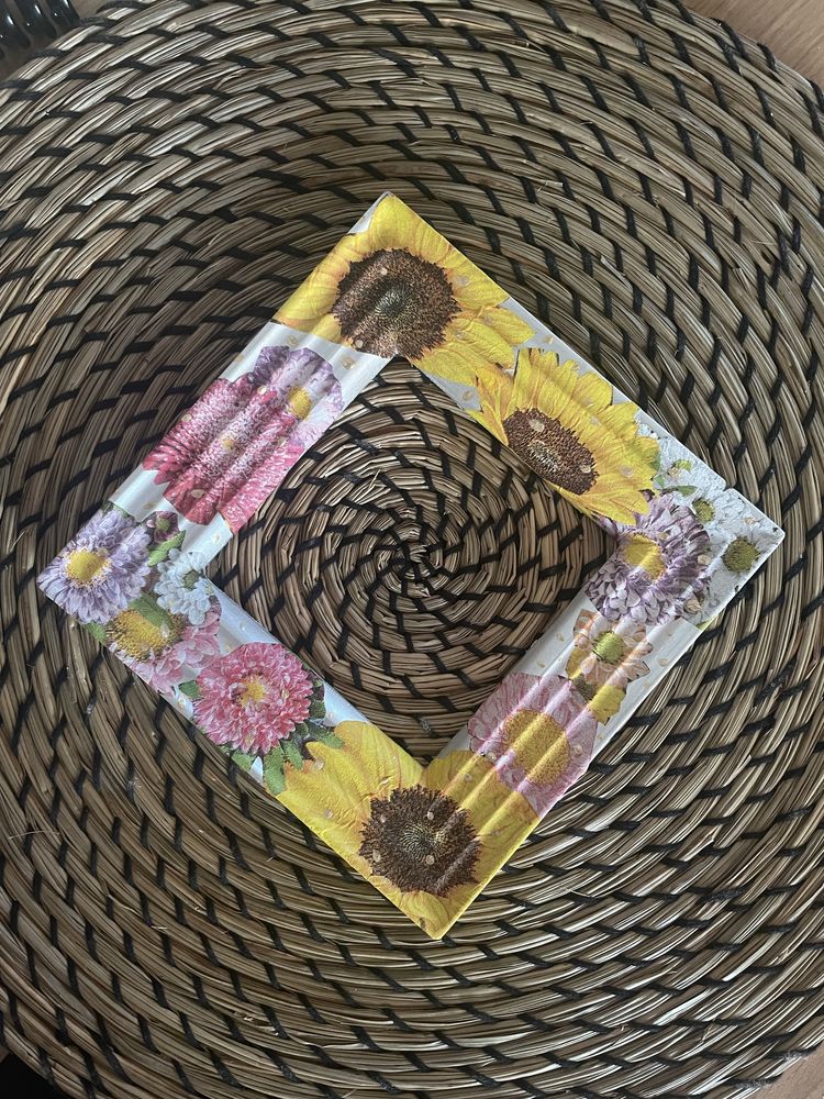 Ramka na zdjecie decoupage handmade kwiaty srebrna ozdoba odlew gips