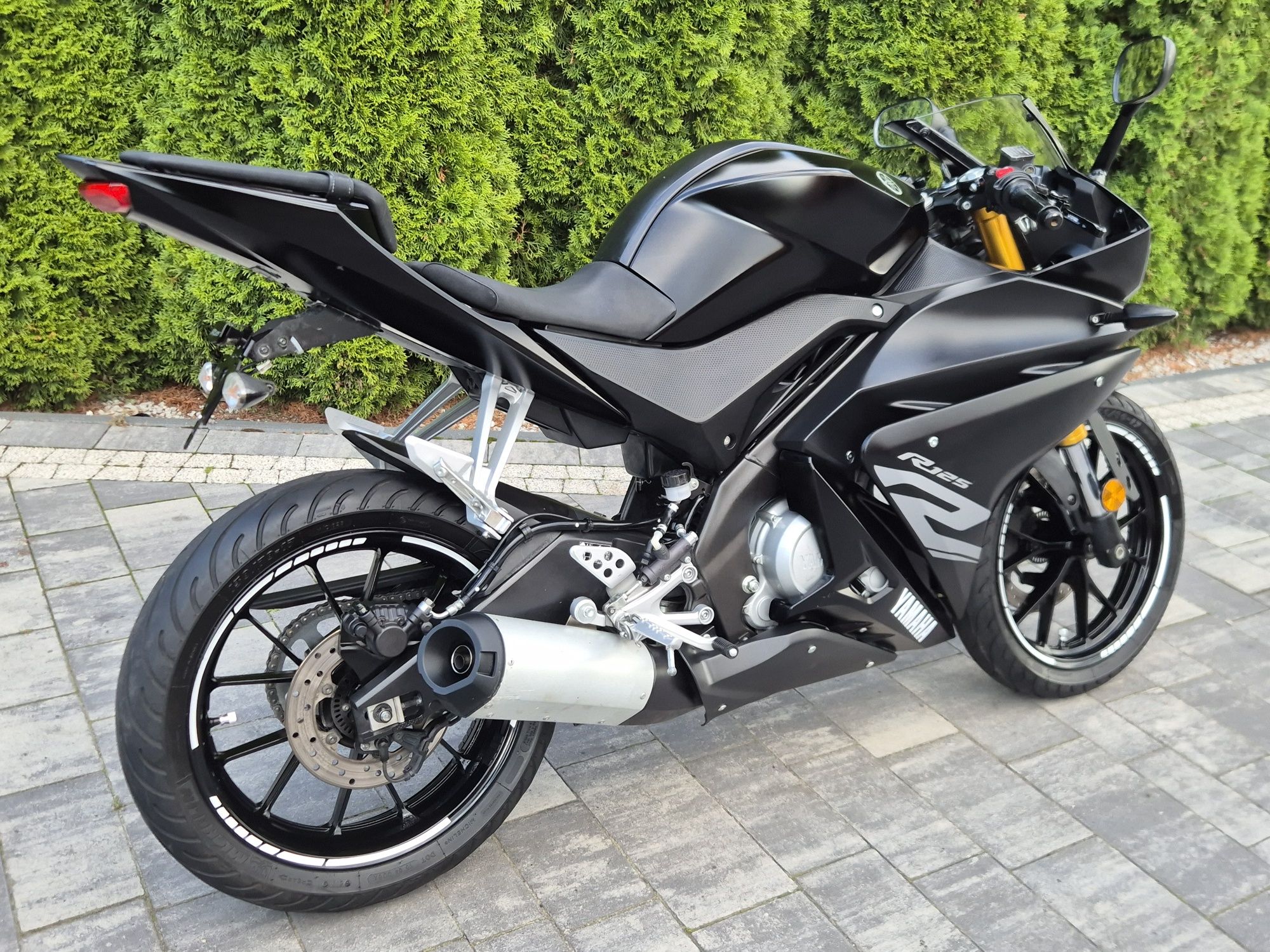 Yamaha YZF R 125 ABS Tech Black 2018r ZADBANA Kat B a1