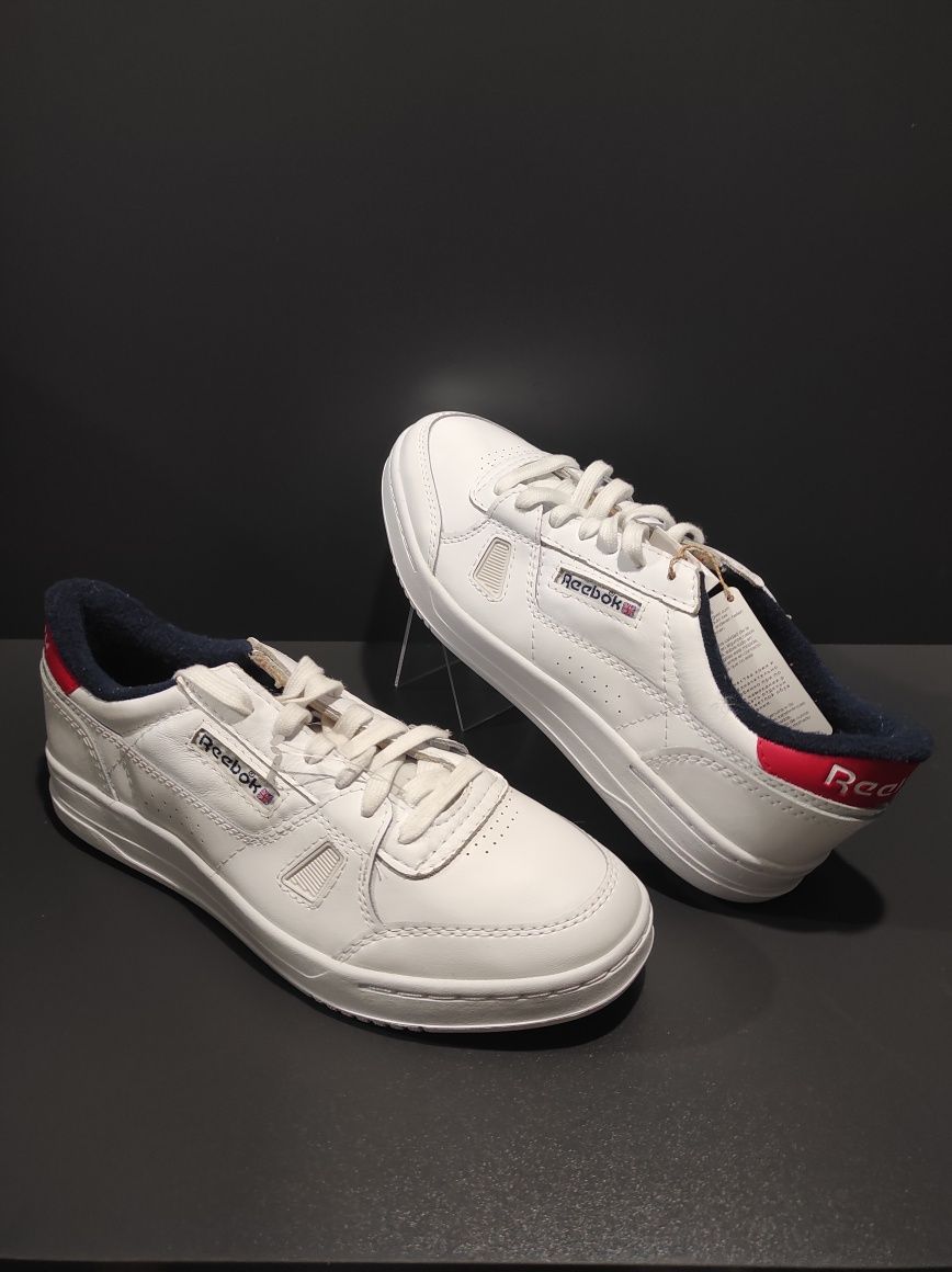 Оригінальні кросівки Reebok LT COURT WHITE GW5121