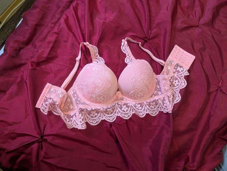 Бюстгальтер рожевий