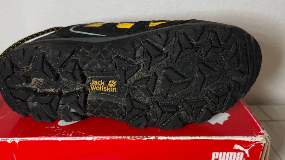 Кросівки Jack Wolfskin 36 розмір (нові, на осінь)