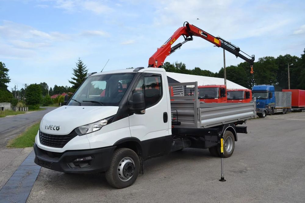 Iveco Daily 72-180 72C18 Nowy żuraw HDS Nowy WYWROT Niski przebieg SUPER STAN 70C18 65C18 Fassi HMF Hiab HYVA HC  Skrzynia ładunkowa