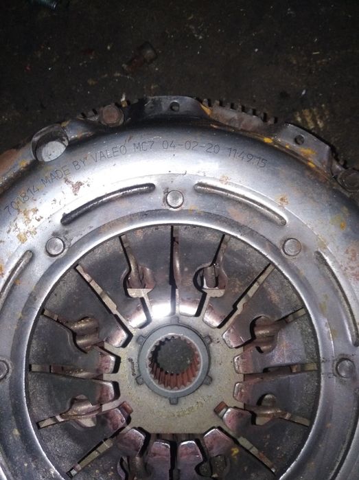 Sprzęgło 2.0 tdi Caddy Touran Passat b6 golf V Jetta BMP BKD AZV BMN