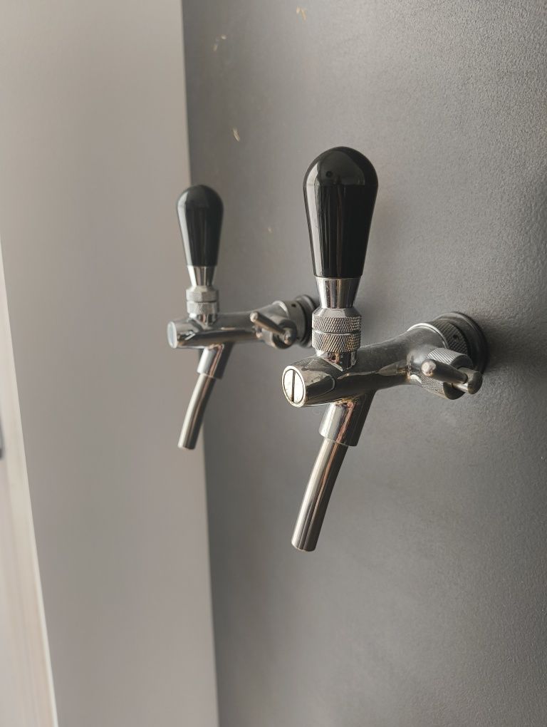 Sprzedam kegerator z zaadaptowanej lodówki na dwa kegi
