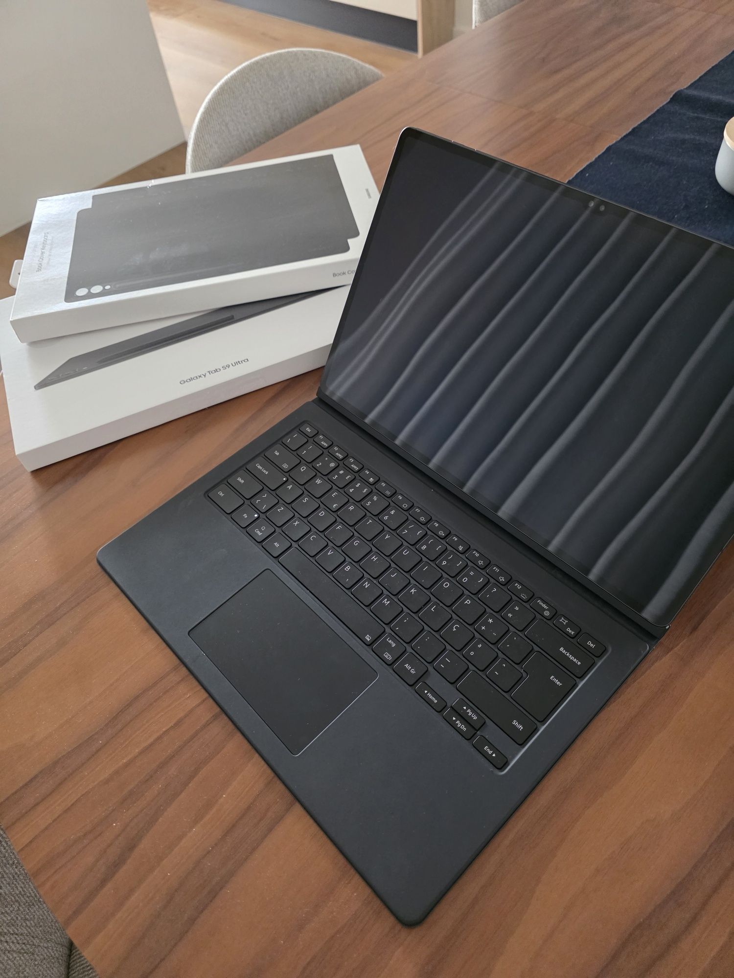 Capa Teclado Samsung Tab S9 Ultra e S8 Ultra. Capa Original. Com caixa