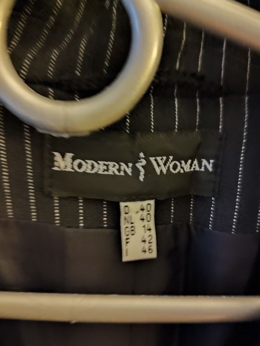 Garnitur damski,czarny w biały prążek roz.42.