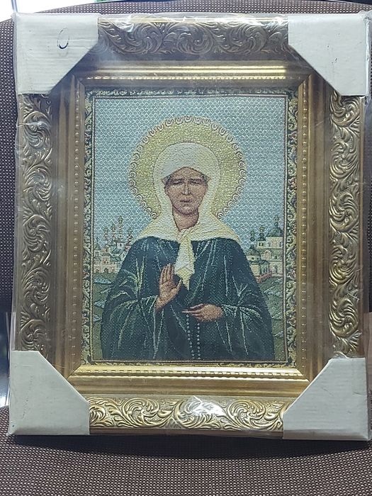 Продам икону гобеленовую новую