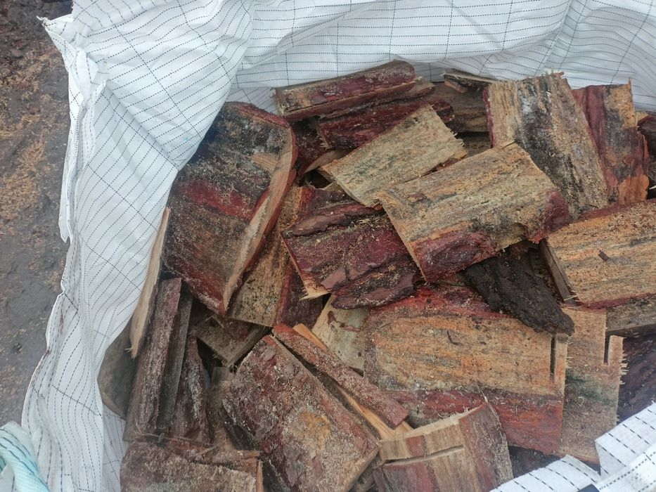 Suche drewno opałowe, ciete palety .rozpałka, gałęziówka, zrzyny tarta