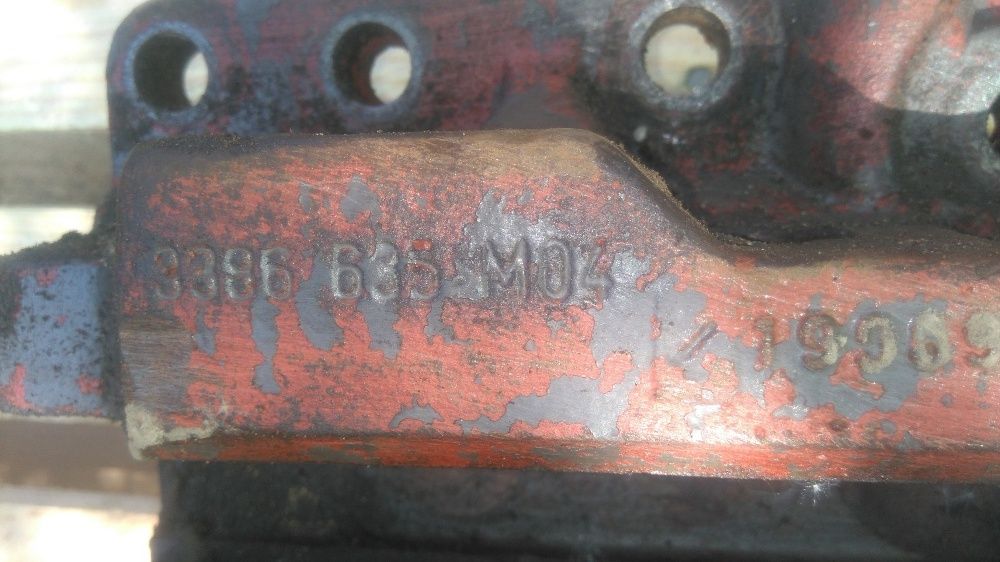 Uchwyt,śruby centralnej,hamulec WOM Massey Ferguson 3640,3690,8140,816