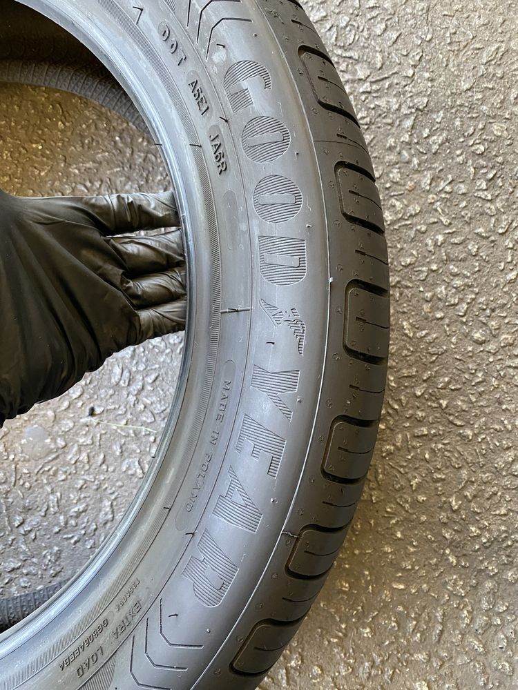 Pneus 205/55/17 - Goodyear Efficient Grip Performance