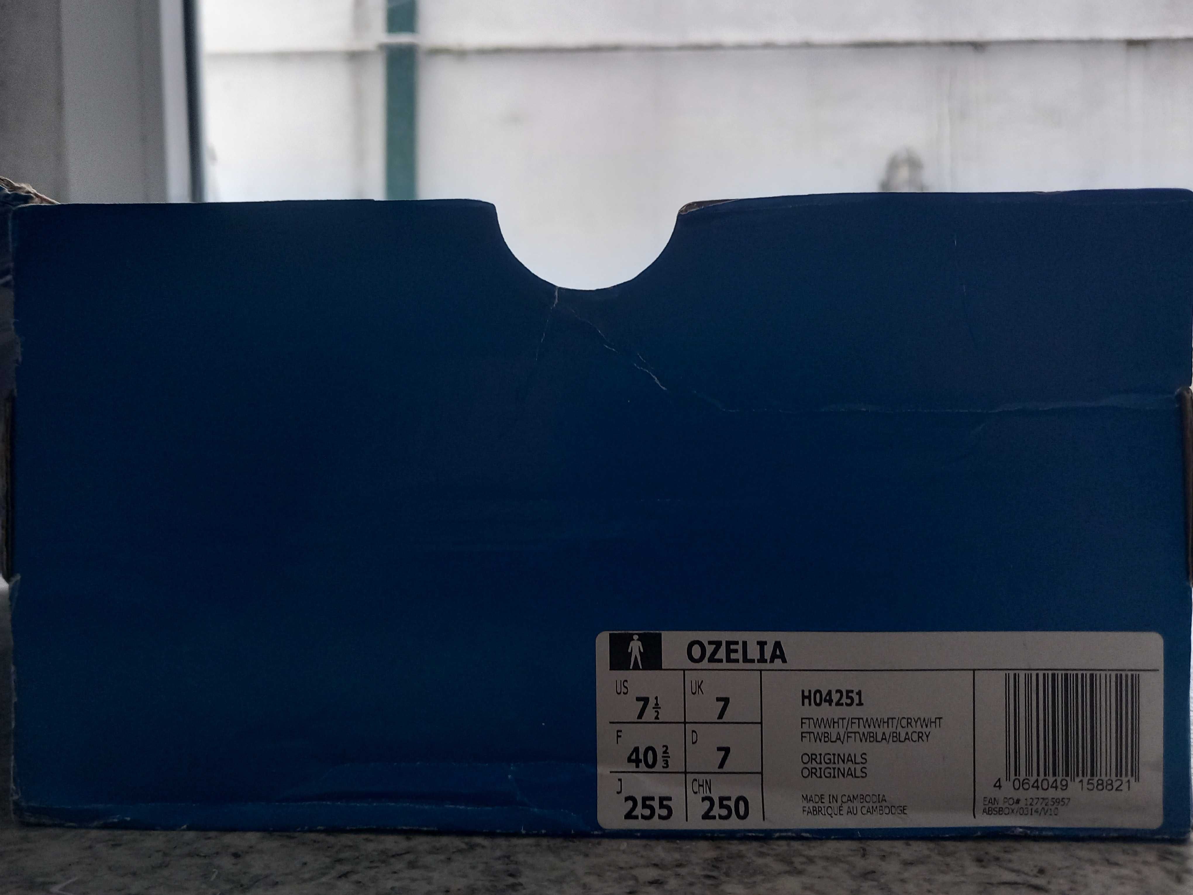 Adidas ozelia h04251