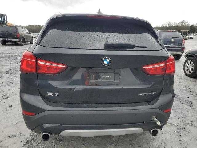 2021 року BMW X1 SDRIVE28I