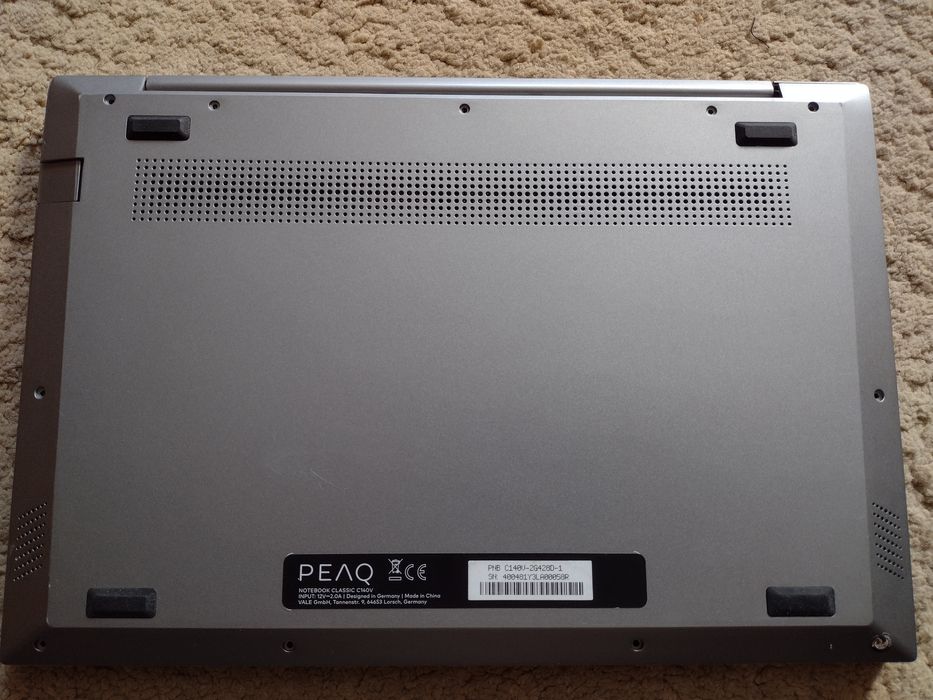 Ноутбук peaq notebook classic c140v робочий, без озу, ххд...