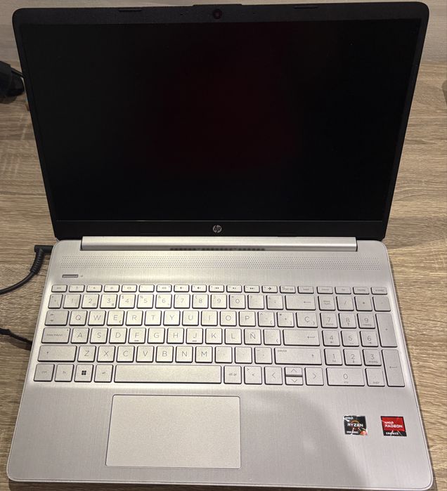 Ноутбук HP 15s-eq2069ns(+ мишка Razer Deathadder v2 mini)