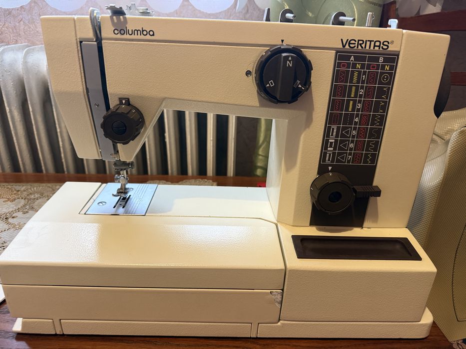 Швейна машинка Veritas columba