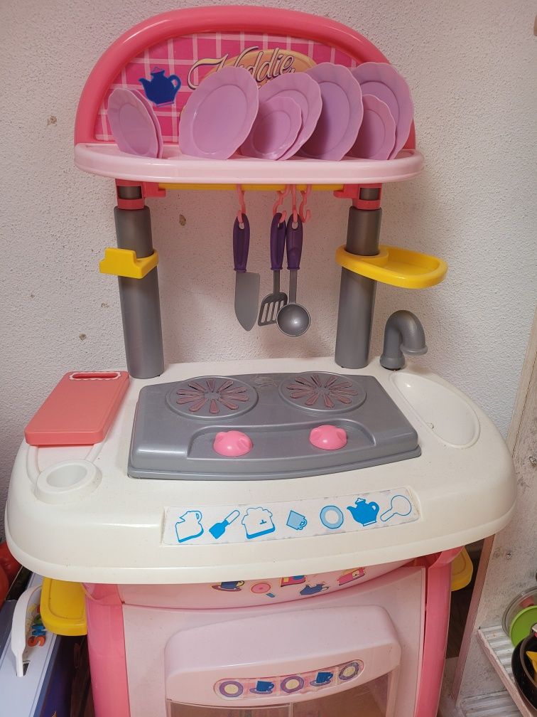 Cozinha de brincar incluí acessórios