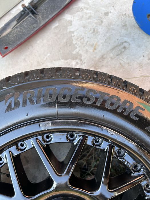 Резина  р15 . 185/60/15