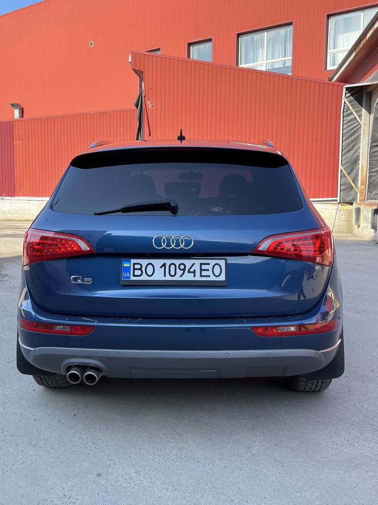 Audi Q5 2010 рік 2л дизель