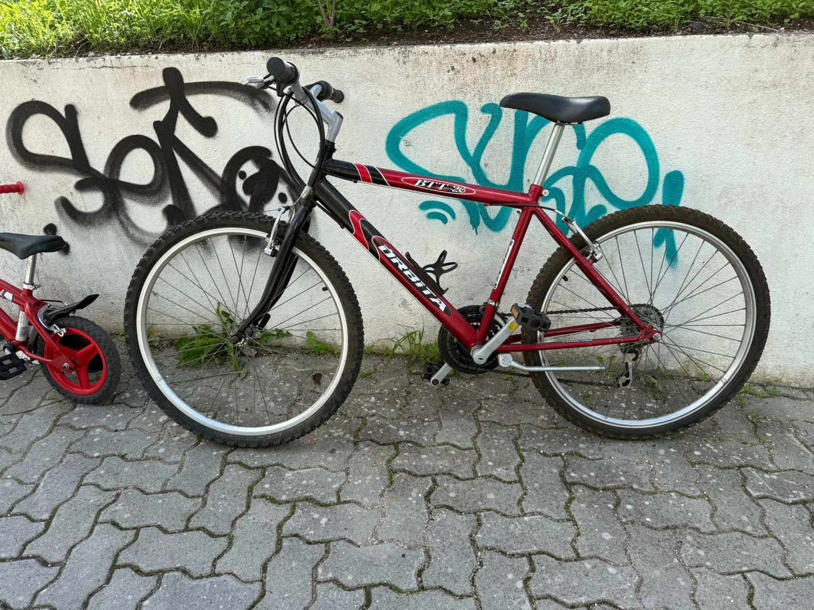2 Bicicletas: 1 Órbita 1 Criança