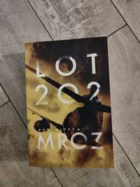 "Lot 202" Remigiusz Mróz