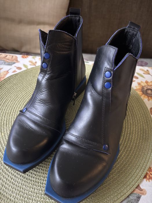 Продаю осенние ботинки,размер 38!