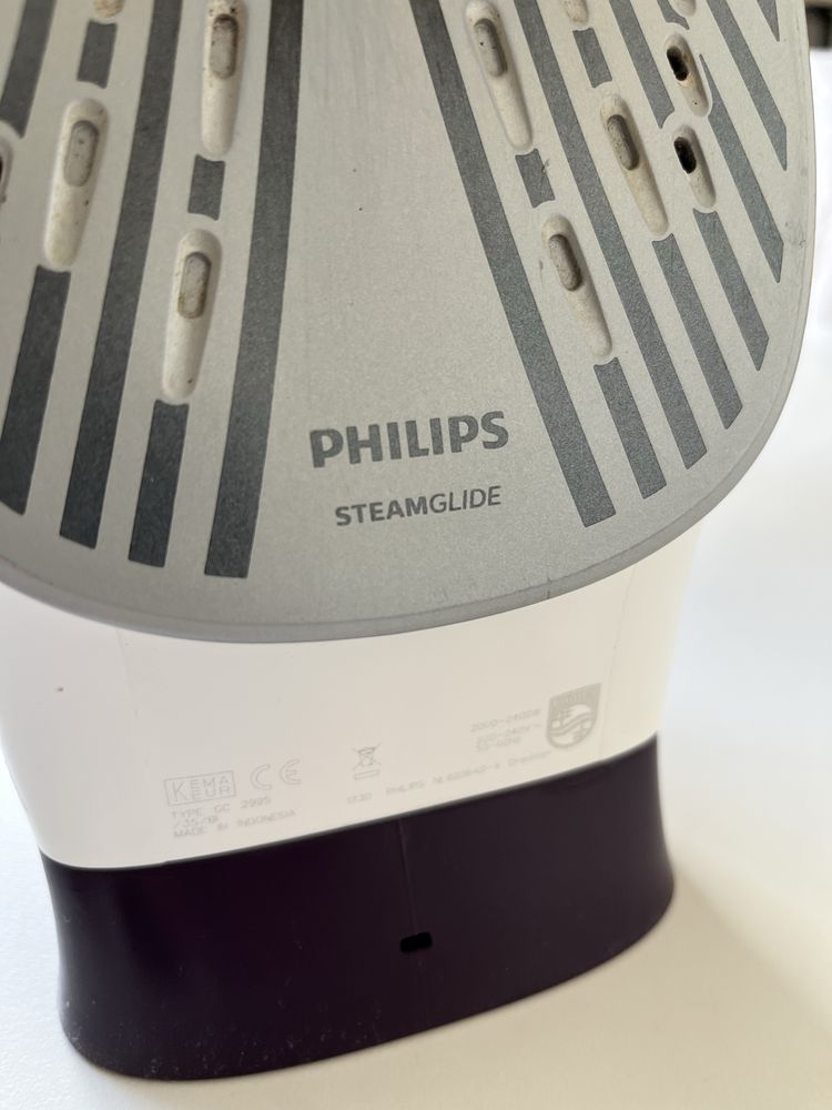 Ferro Philips Lilás