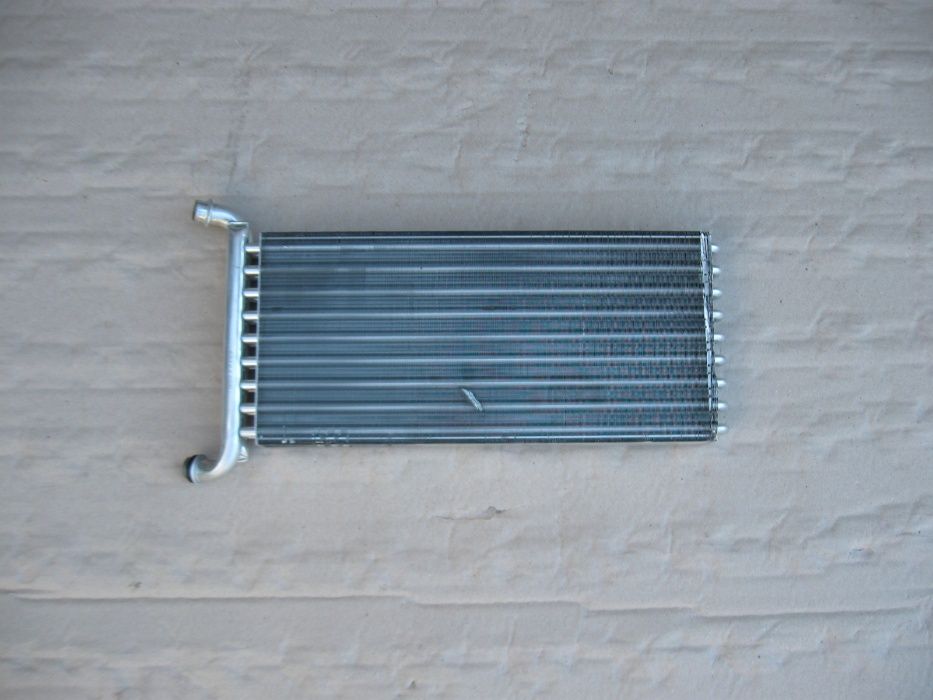 Радиатор печки на VITO-VIANO W 639