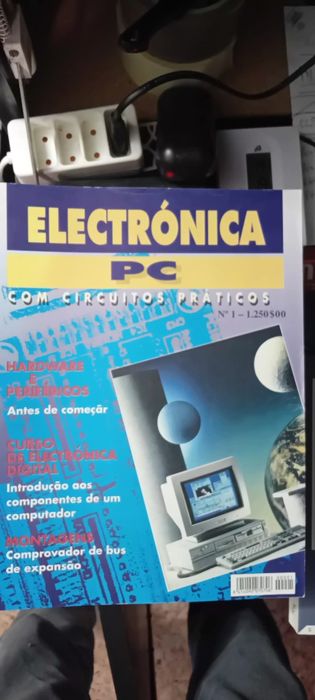 Enciclopédia de electronica ( 52 fasciculos e capas para encadernar)