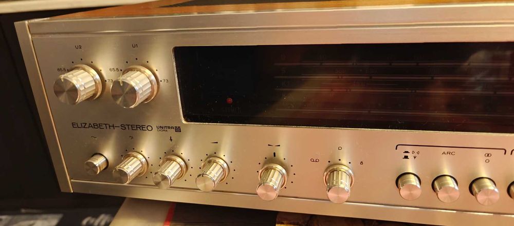 Elizabeth Stereo (dawna licencja Sanyo) UNIKAT