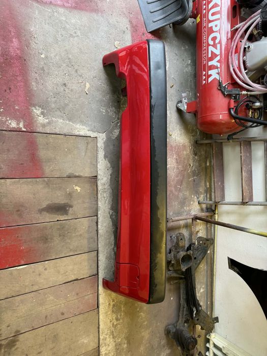 Szeroki zderzak golf 2 BARDZO ŁADNY