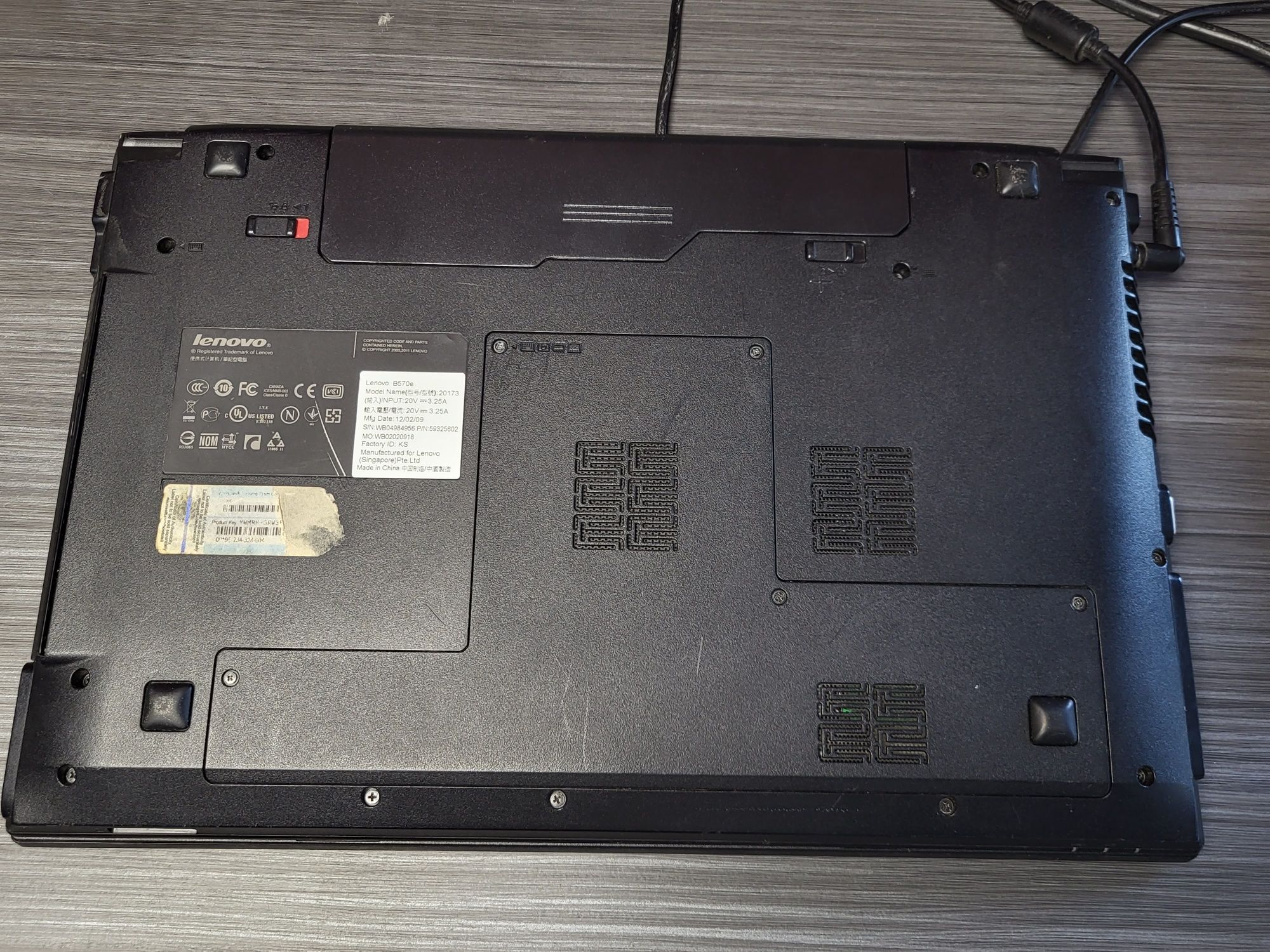 Laptop Lenovo B570e + Zasilacz Stan bardzo dobry