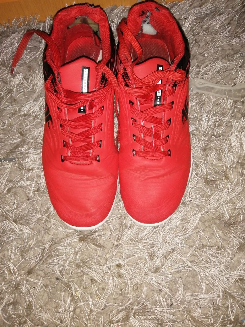 Adidasy 4f kolor czerwono czarne