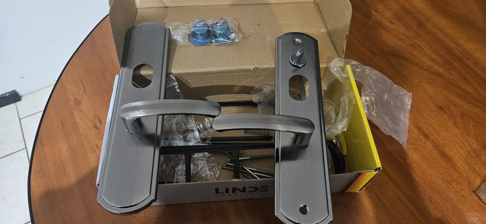 Ручка дверна Linde