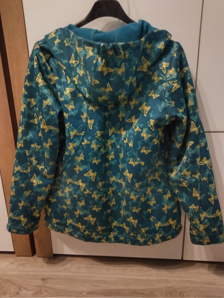 Softshell z kapturem  Crivit ( polar wewnątrz) r.146/152